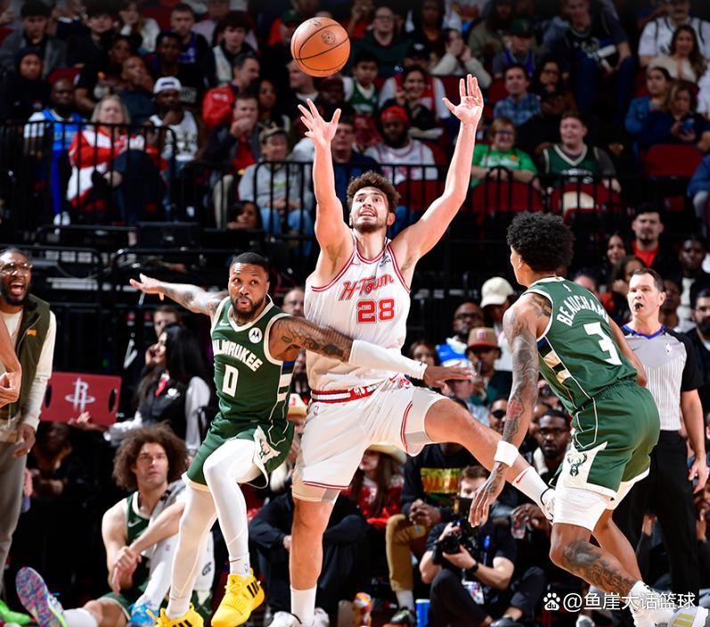 开云体育-字母哥连续三场比赛得分超过爆冷，IG不断突破！观众掌声雷动-开云体育