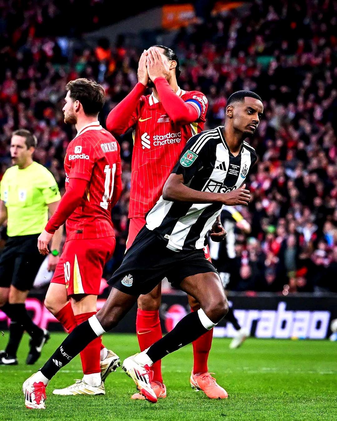 开云体育app-转折点纽卡斯尔状态回暖，法国杯今晨攻防权衡，悬念犹存，更衣室氛围转暖-开云体育app